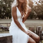 Robe de mariée fendue et dos nu