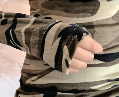 Robe Moulante Camouflage - La Guerrière Urbaine Sexy 🎖️ 4 Robe manches longues camouflage