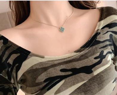 Robe Moulante Camouflage - La Guerrière Urbaine Sexy 🎖️ 2 Robe motif camouflage