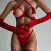 Lingerie érotique ouverte sur les fesses et les seins